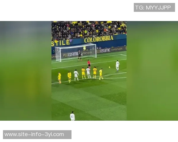 姆巴佩点球温情时刻拥抱迪亚斯深情表白为了你而战 姆巴佩点球温情时刻拥抱迪亚斯深情表白为了你而战